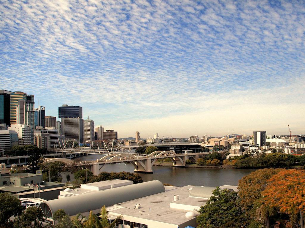 Yha Brisbane City Exterior foto